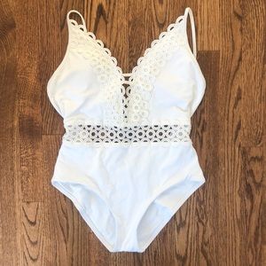 Becca White One Piece Bathingsuit Size Large
